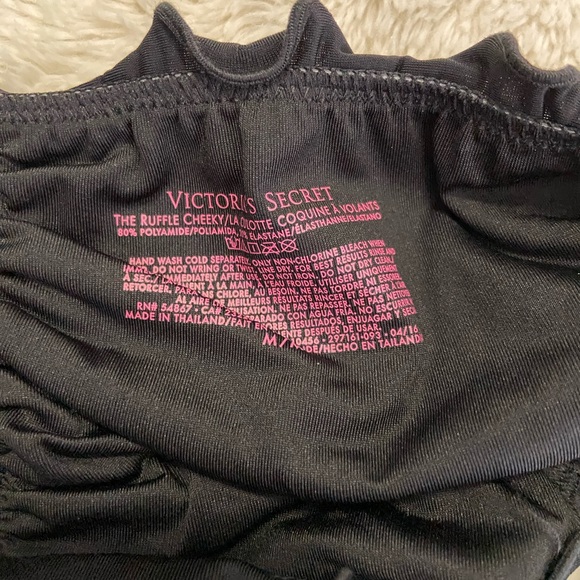 Victoria’s Secret swim - Picture 2 of 2